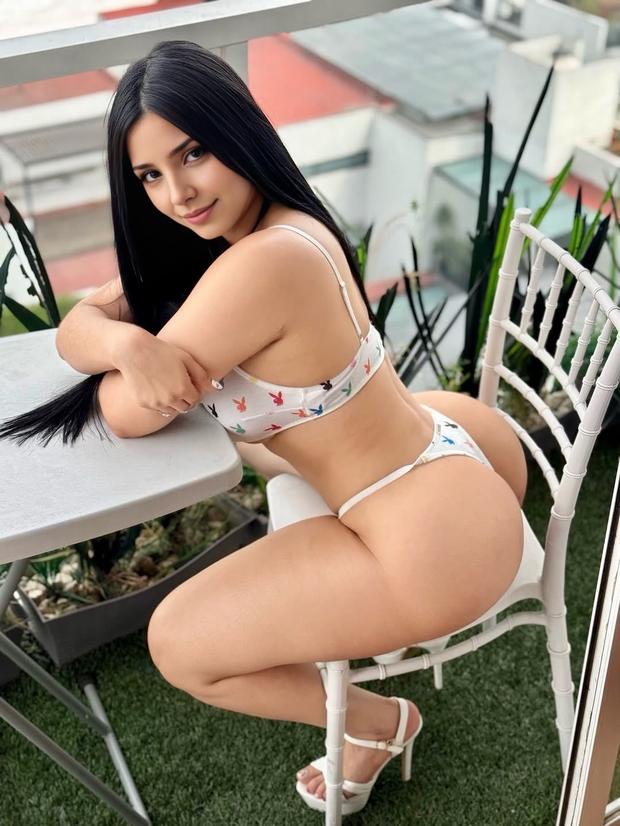 Karla Megan — Fanvue Exclusivo