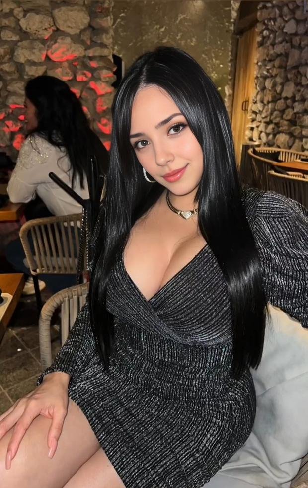 Karla Megan — Redes Sociales