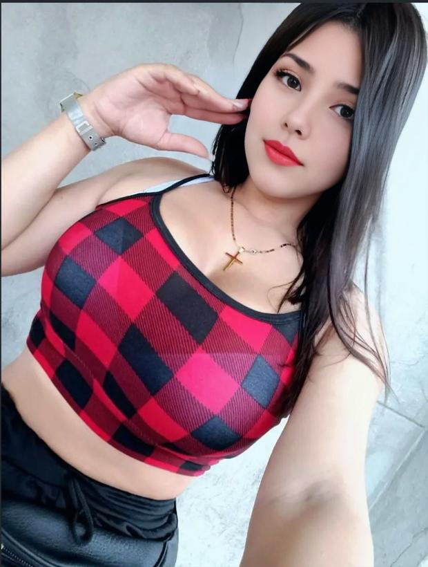 Karla Megan — Especiales